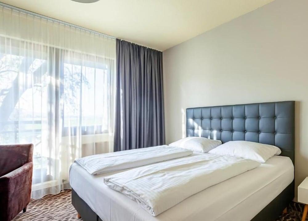 Doblergreen Hotel Stuttgart-גרלינגן מראה חיצוני תמונה