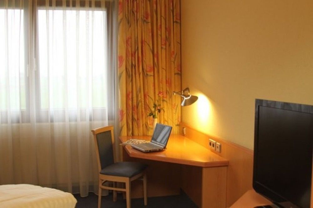 Doblergreen Hotel Stuttgart-גרלינגן מראה חיצוני תמונה