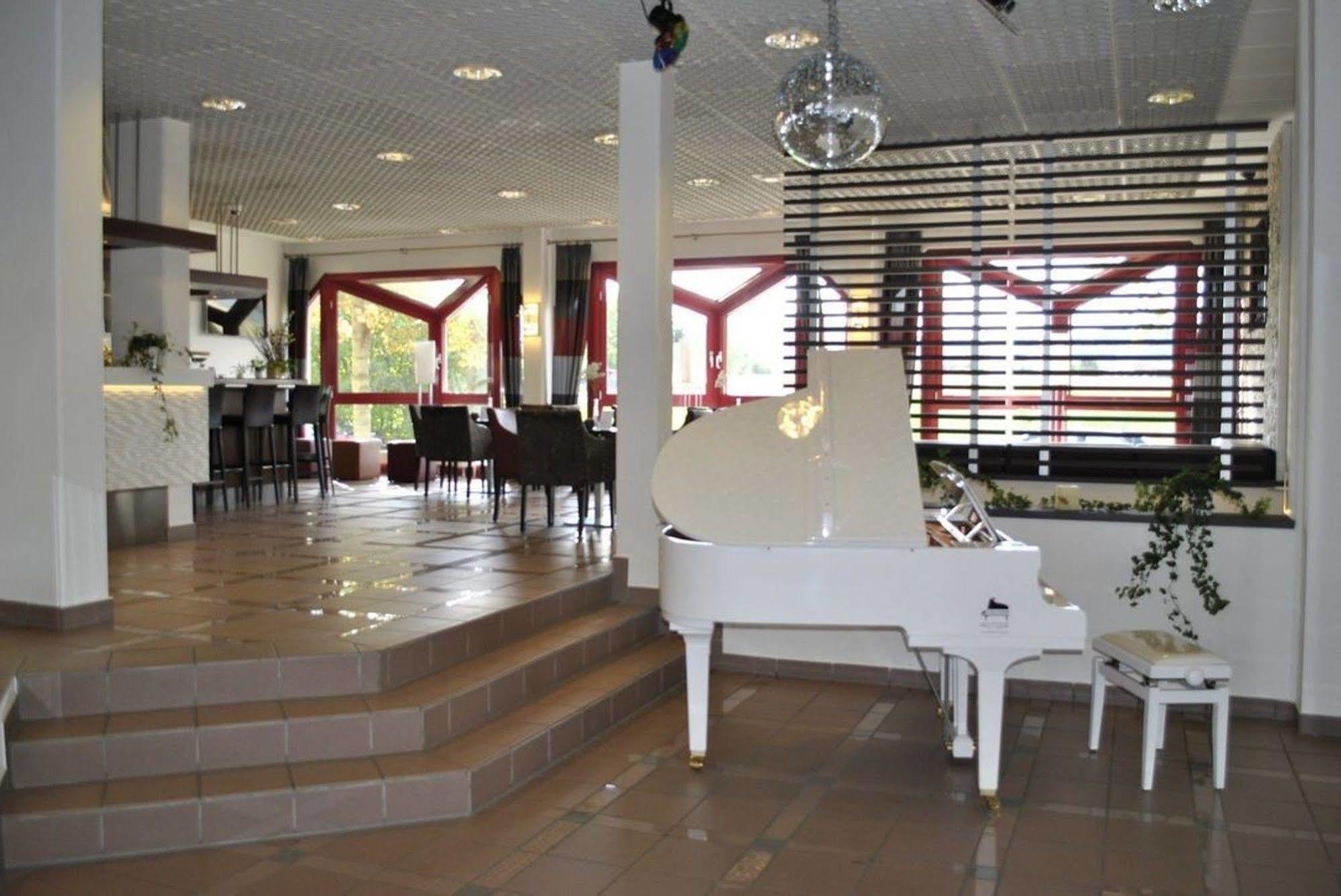 Doblergreen Hotel Stuttgart-גרלינגן מראה חיצוני תמונה